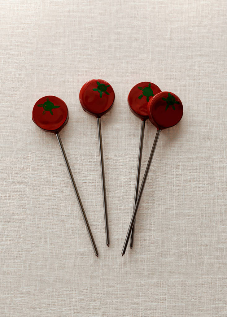 Pack of 4 tomato chopstick holders — Red