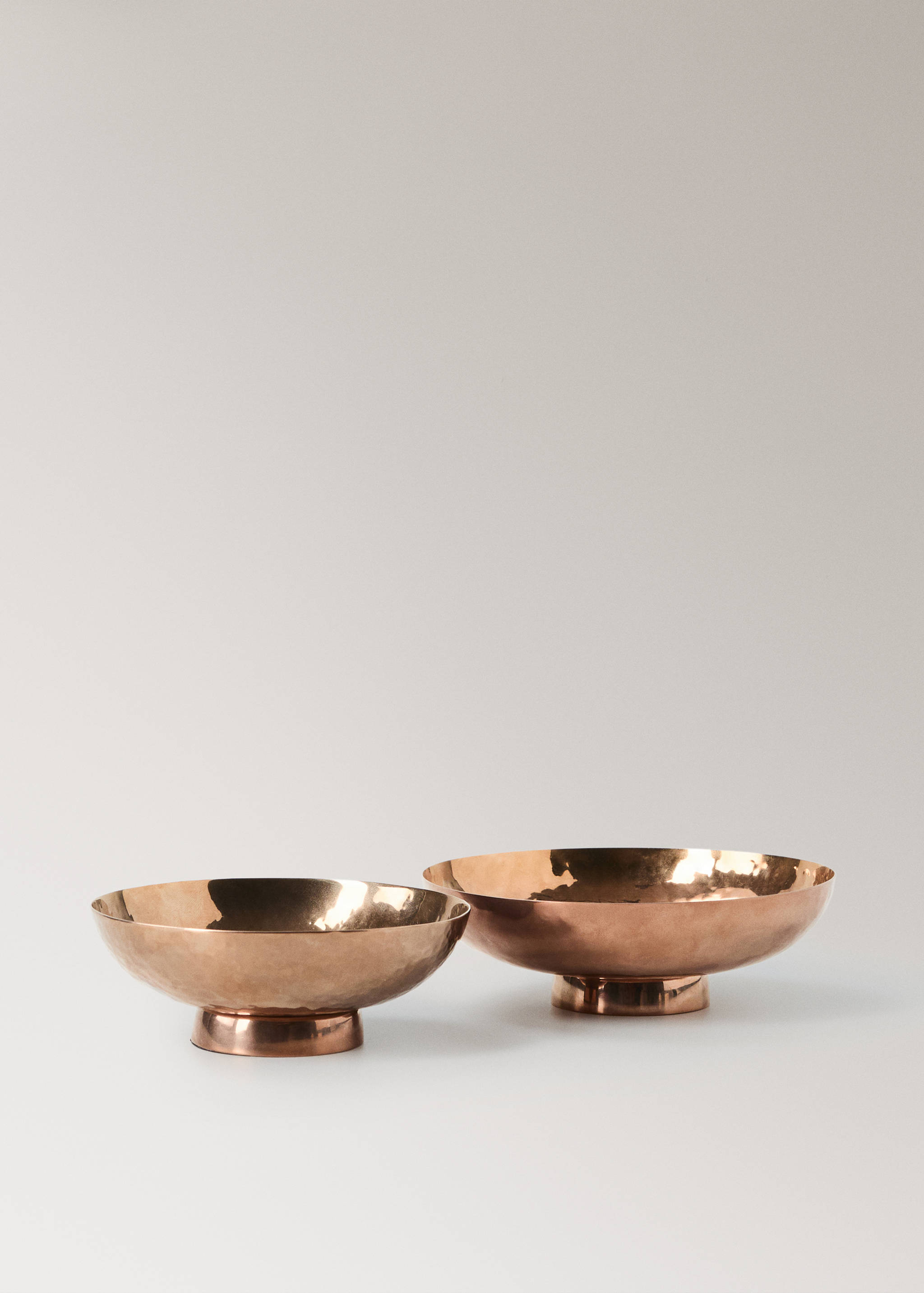 Large embossed stainless steel bowl - Details of the article 3