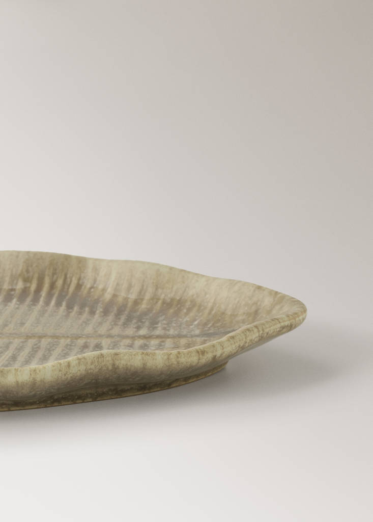 Stoneware leaf dish — Medium Brown