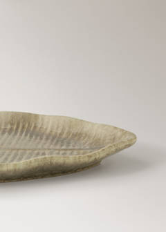 Stoneware leaf dish — Medium Brown 3