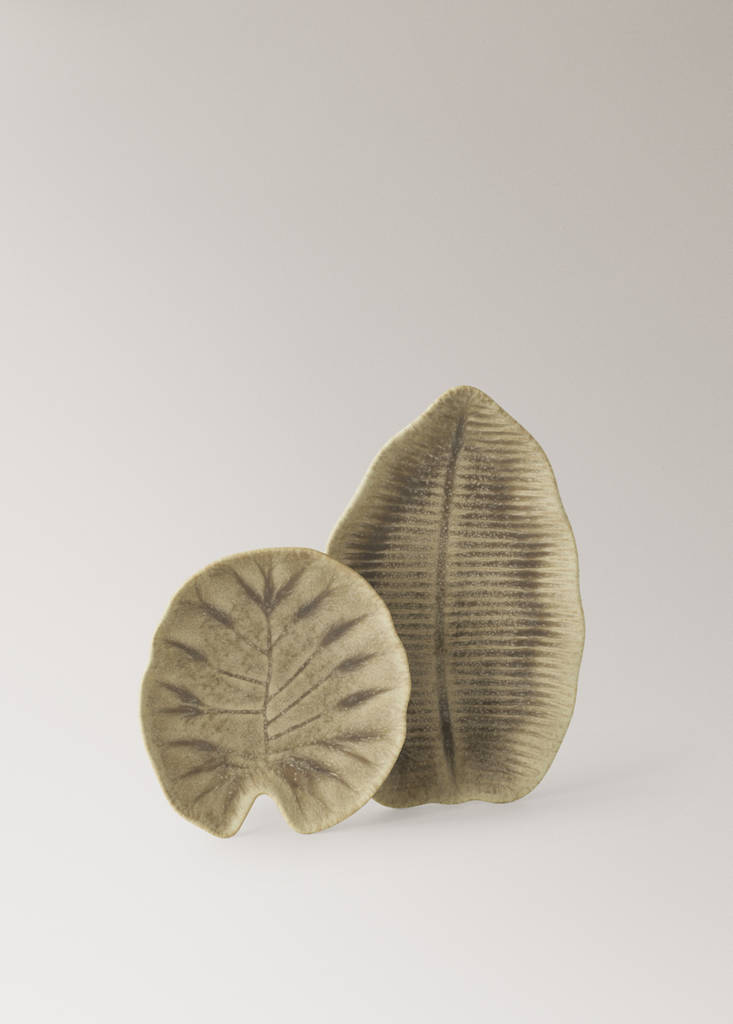 Stoneware leaf dish — Medium Brown
