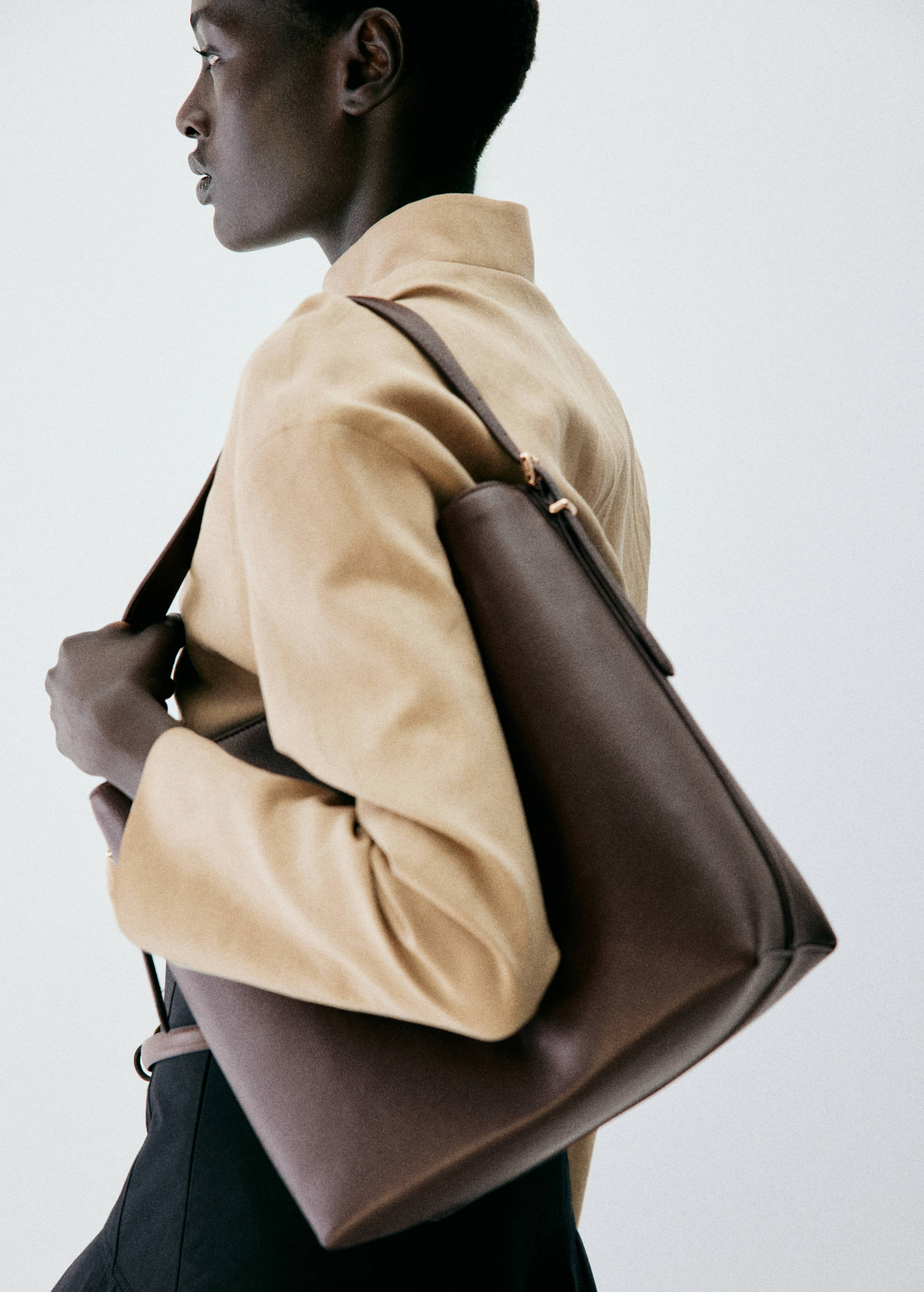 Large bucket bag buckle - Details of the article 9