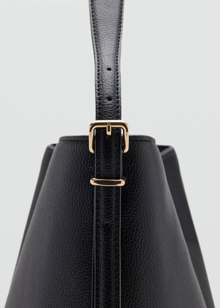 Large bucket bag buckle — Black