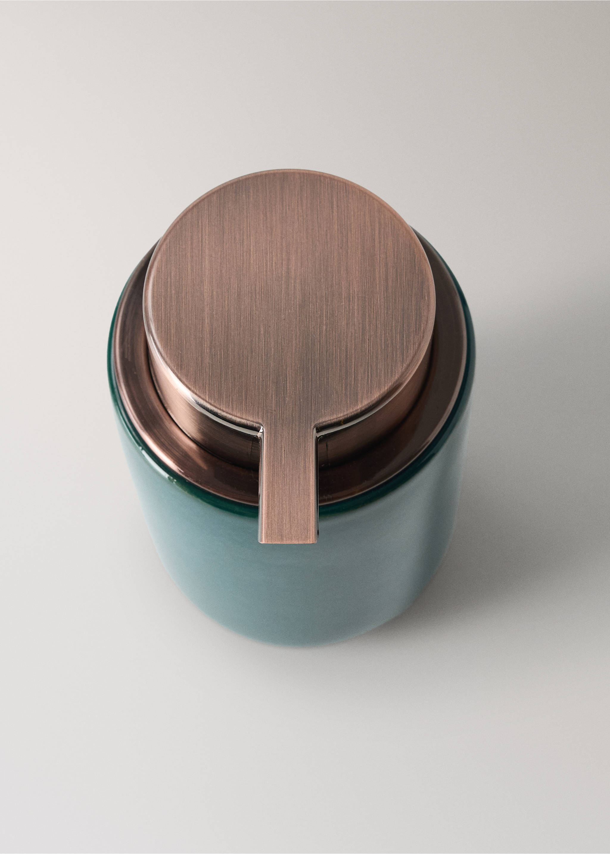 Ceramic soap dispenser - Details of the article 1, Petrol Blue. Ref: 37023859-00.