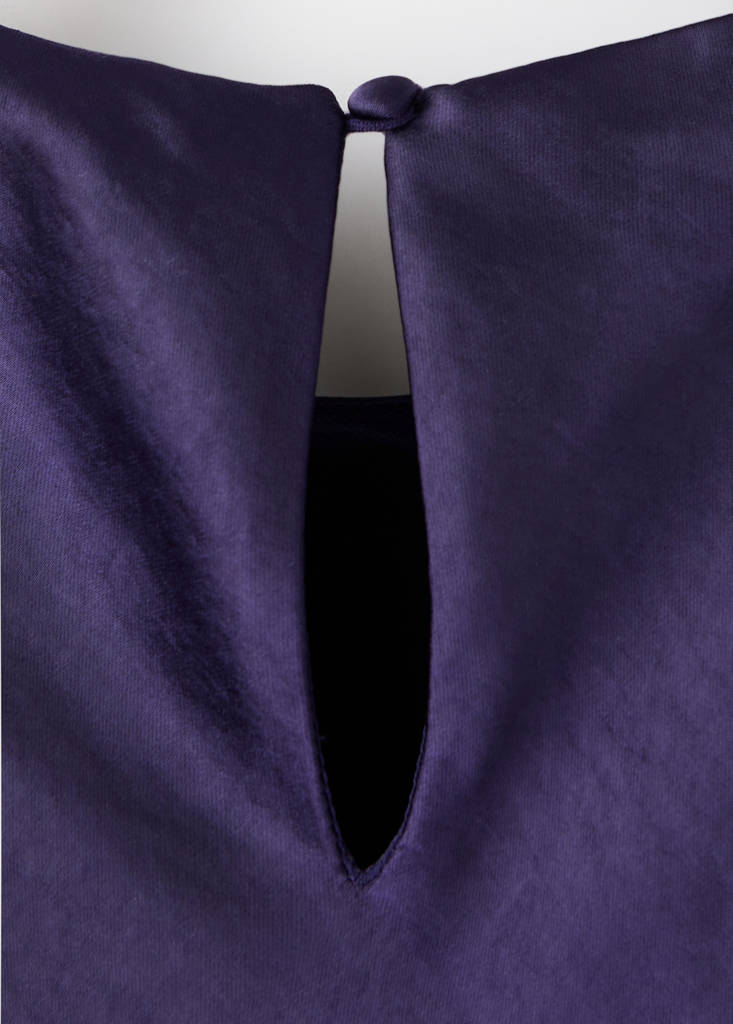 Satin dress with shoulder pads — Night Blue