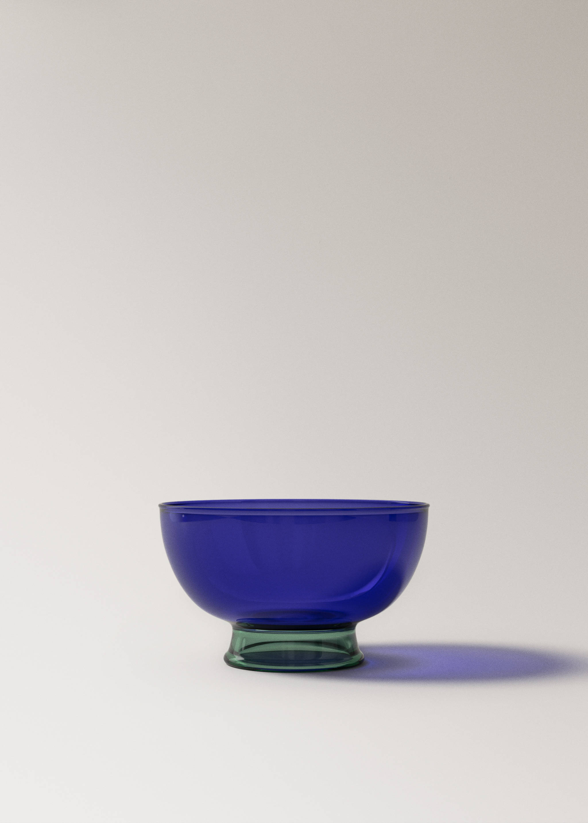Bicolour semi-transparent crystal bowl - Article without model