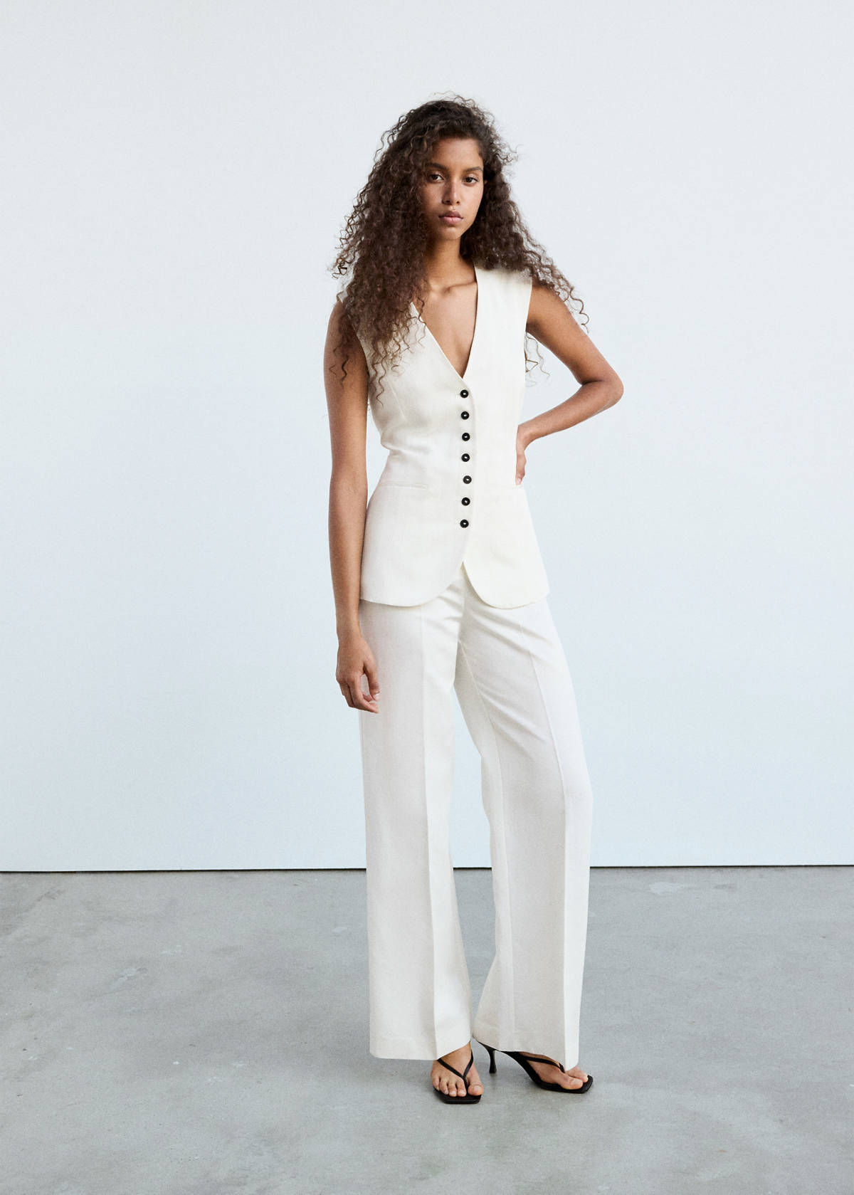 Linen playsuit with buttons — Off White