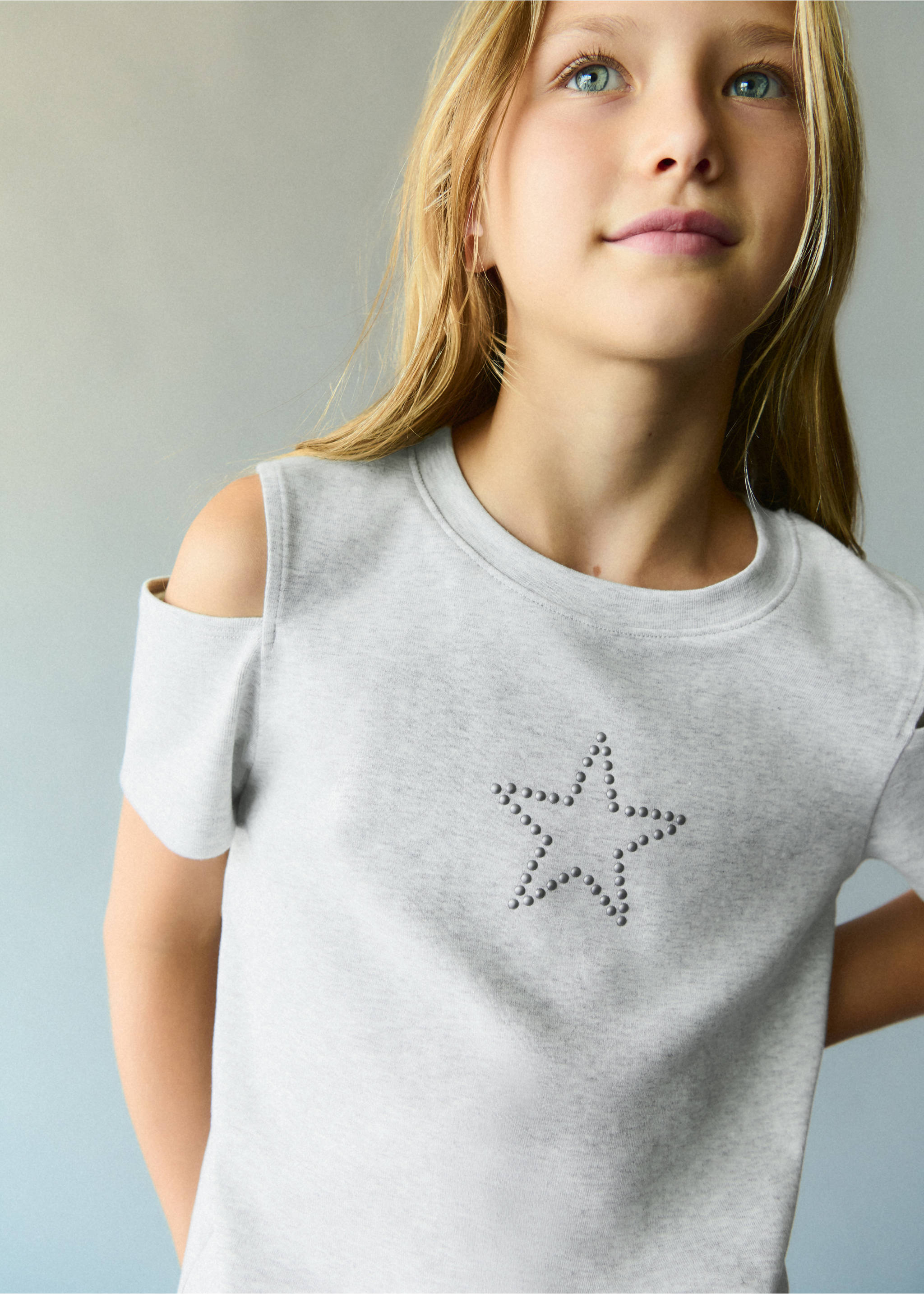 Cut-out T-shirt with rhinestone detail - Details of the article 5, Light Heather Grey. Ref: 37023879-00.