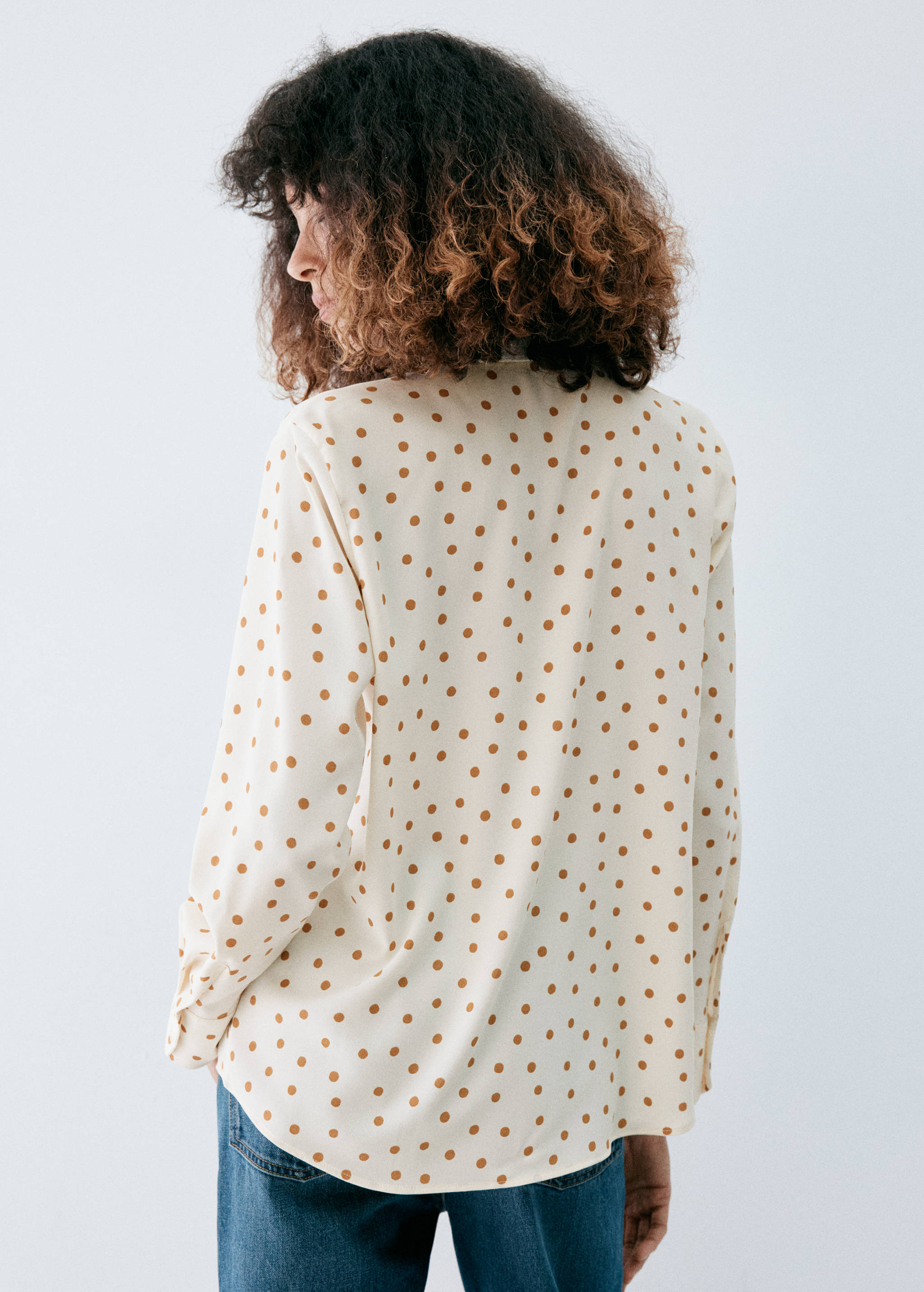 Camisa recta estampada - Reverso del artículo