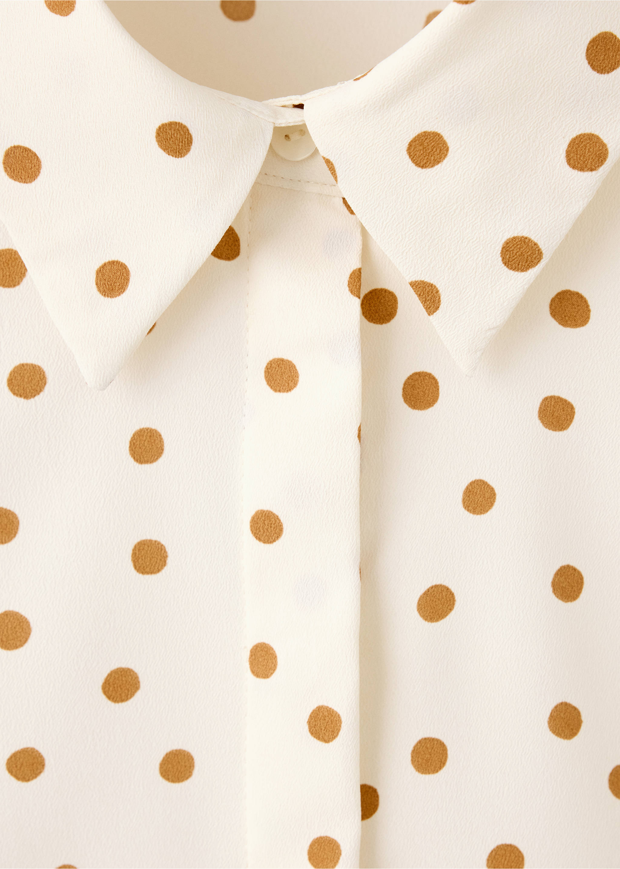 Camisa reta estampada - Pormenor do artigo 8, Branco-marfim. Ref: 37024071-00.
