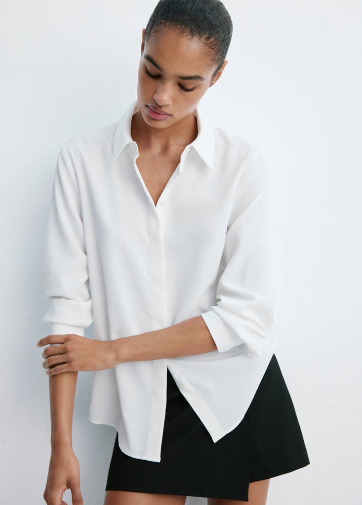 Fluid blouse with concealed buttons — Off White
