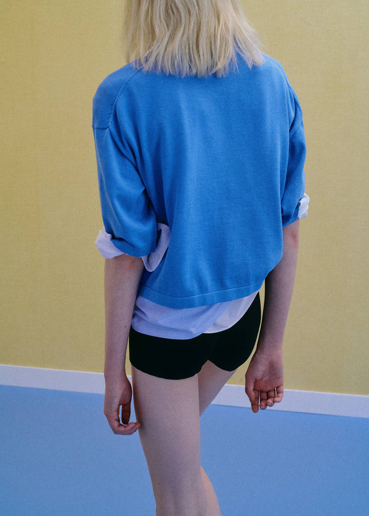 Short-sleeved knitted sweater — Blue