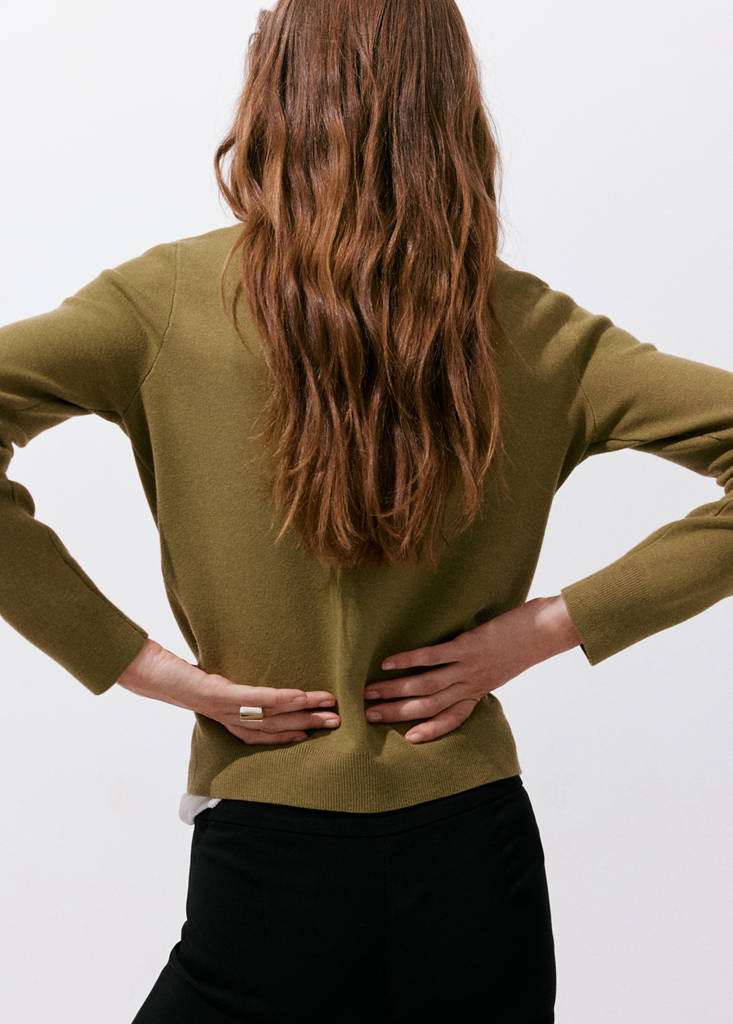 Fine-knit boat-neck sweater — Khaki