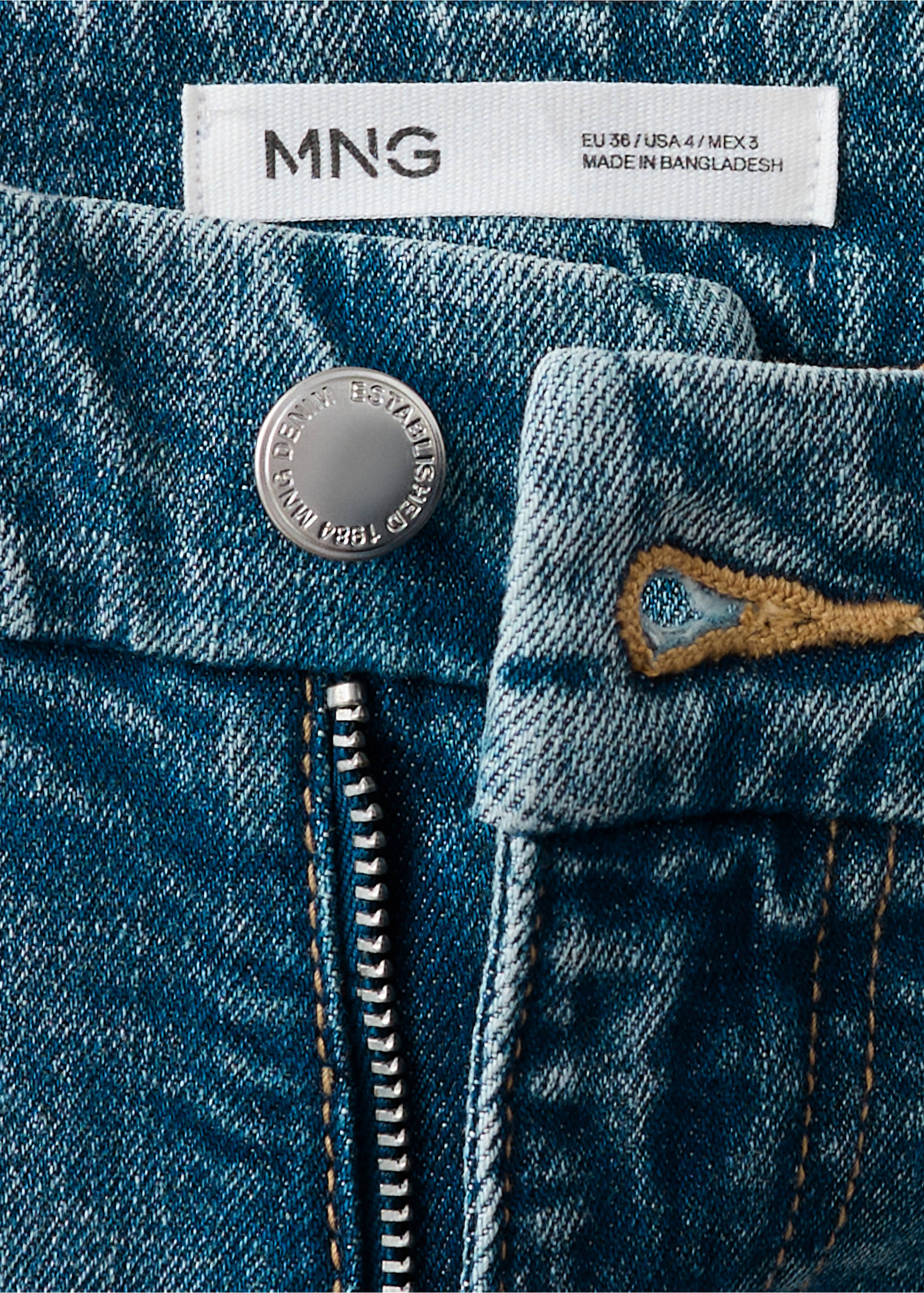 High waist flare jeans - Details of the article 8, Medium Blue. Ref: 37024078-00.