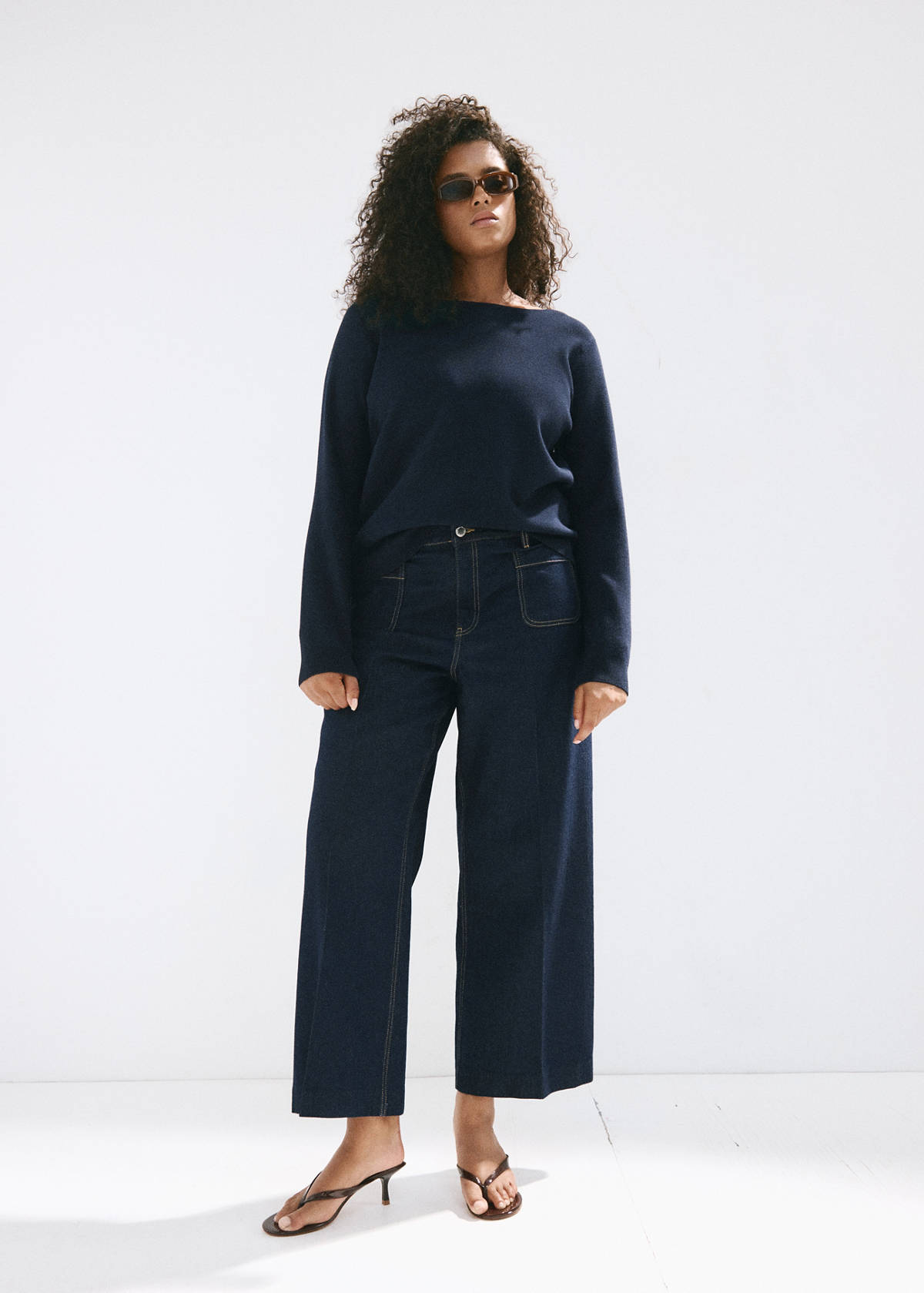 Wide-leg patch pocket jeans — Open Blue