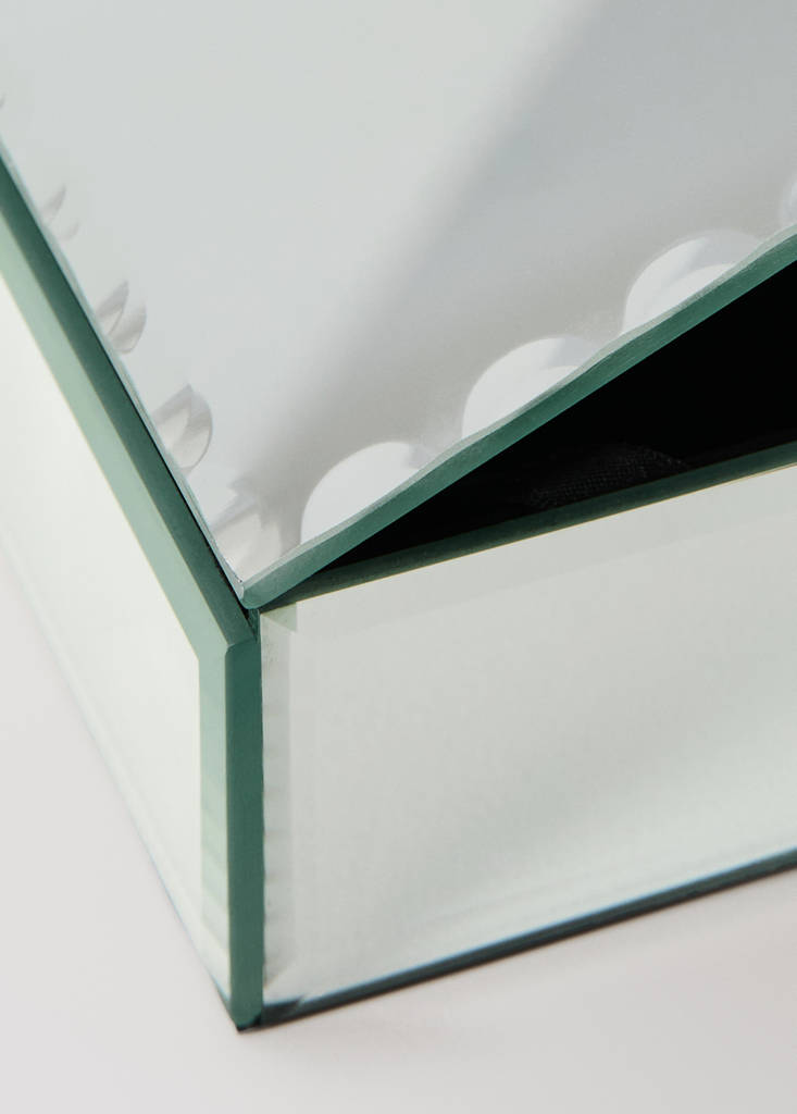 Rectangular mirror-effect box — Silver