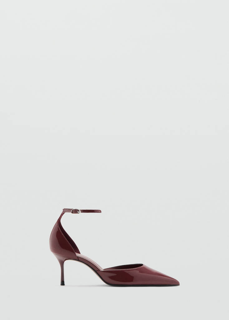 Kitten-heeled shoes with ankle strap — Brown