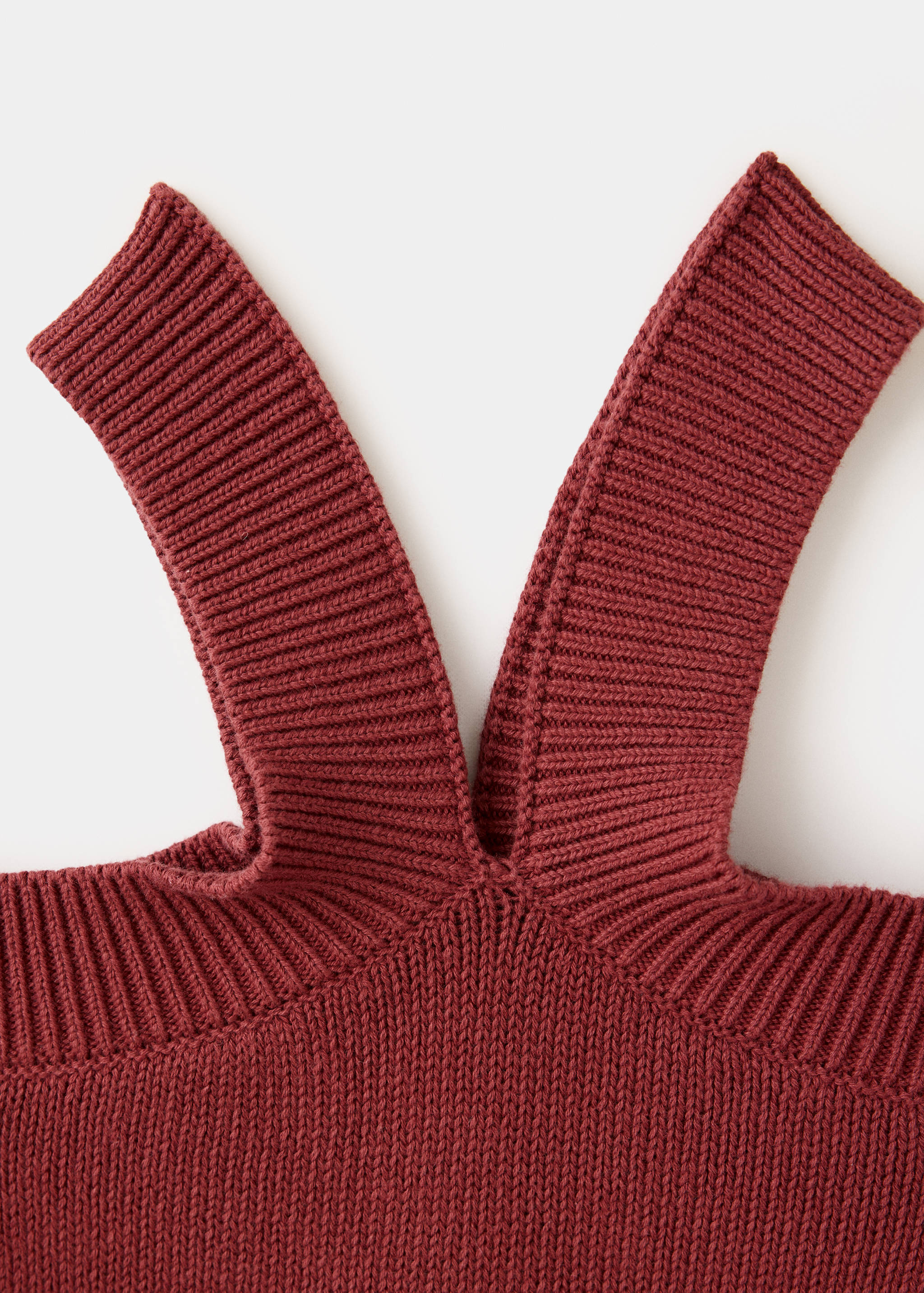 Gestrickter Pullover mit überkreuztem Ausschnitt - Detail des Artikels 8