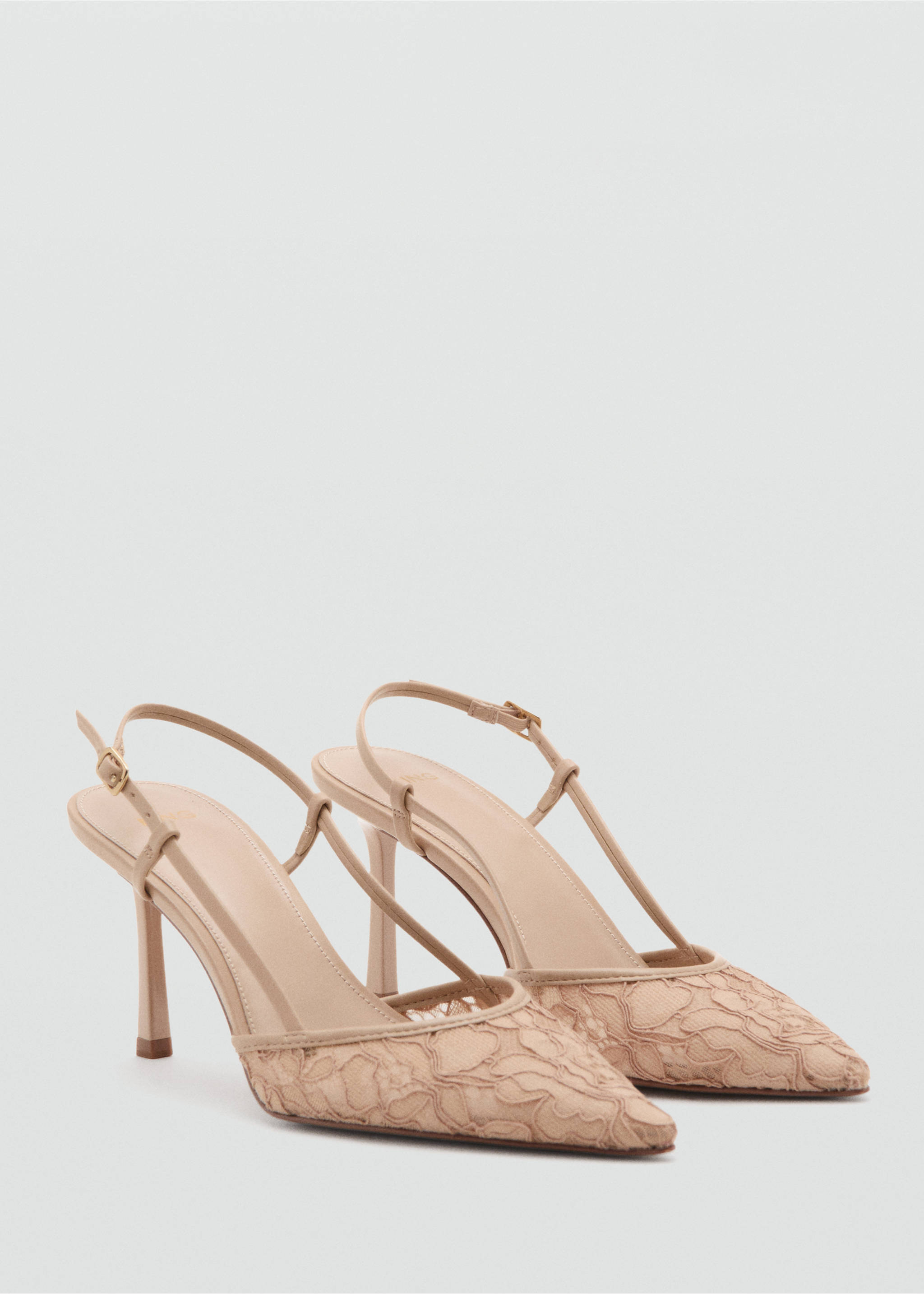 Embroidered pointed-toe shoe - Medium plane, Nude. Ref: 37024100-00.