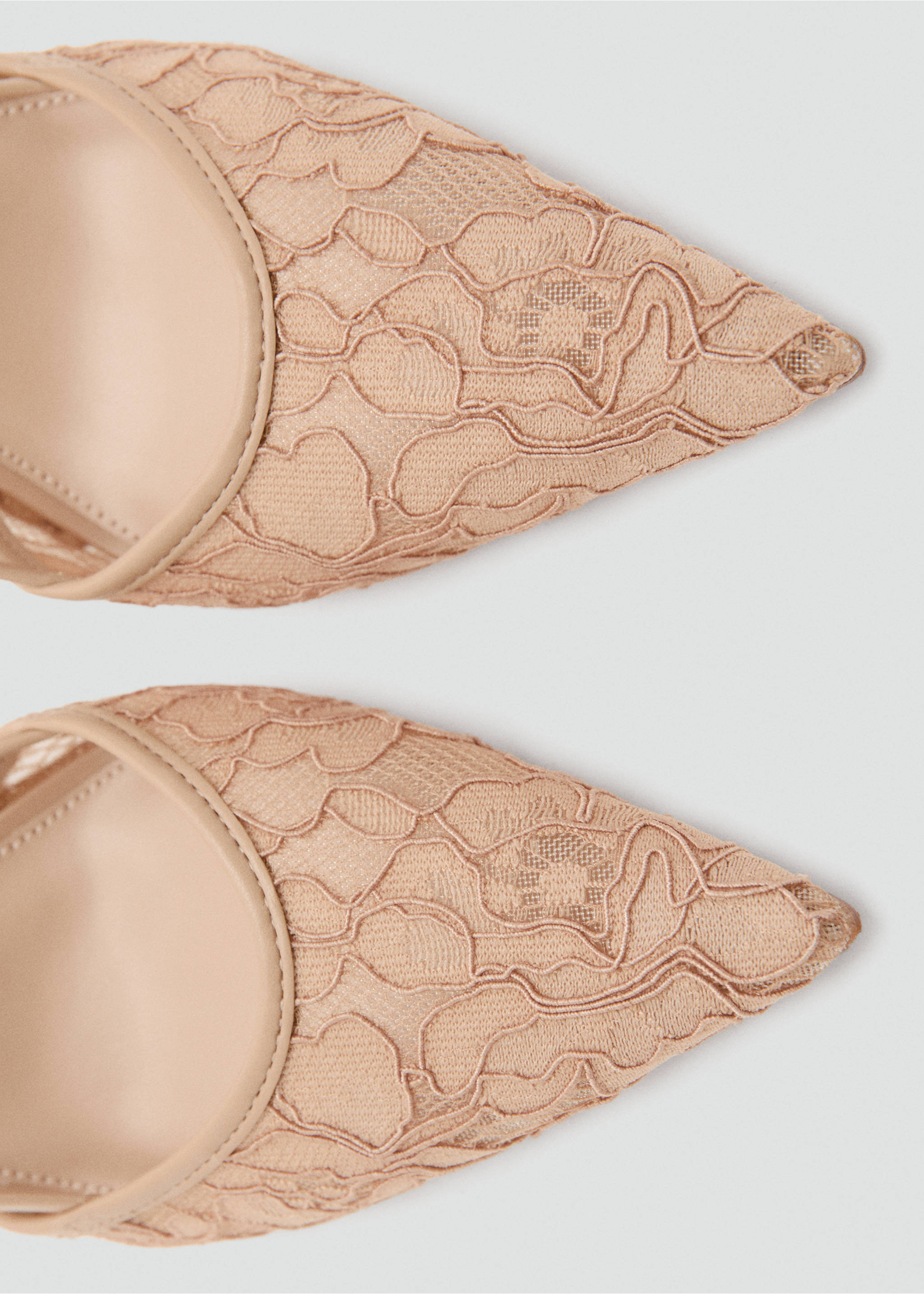 Embroidered pointed-toe shoe - Details of the article 2, Nude. Ref: 37024100-00.