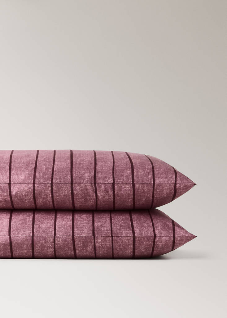 Pack of 2 100% cotton striped pillowcases, 50 x 75 cm — Pale Pink