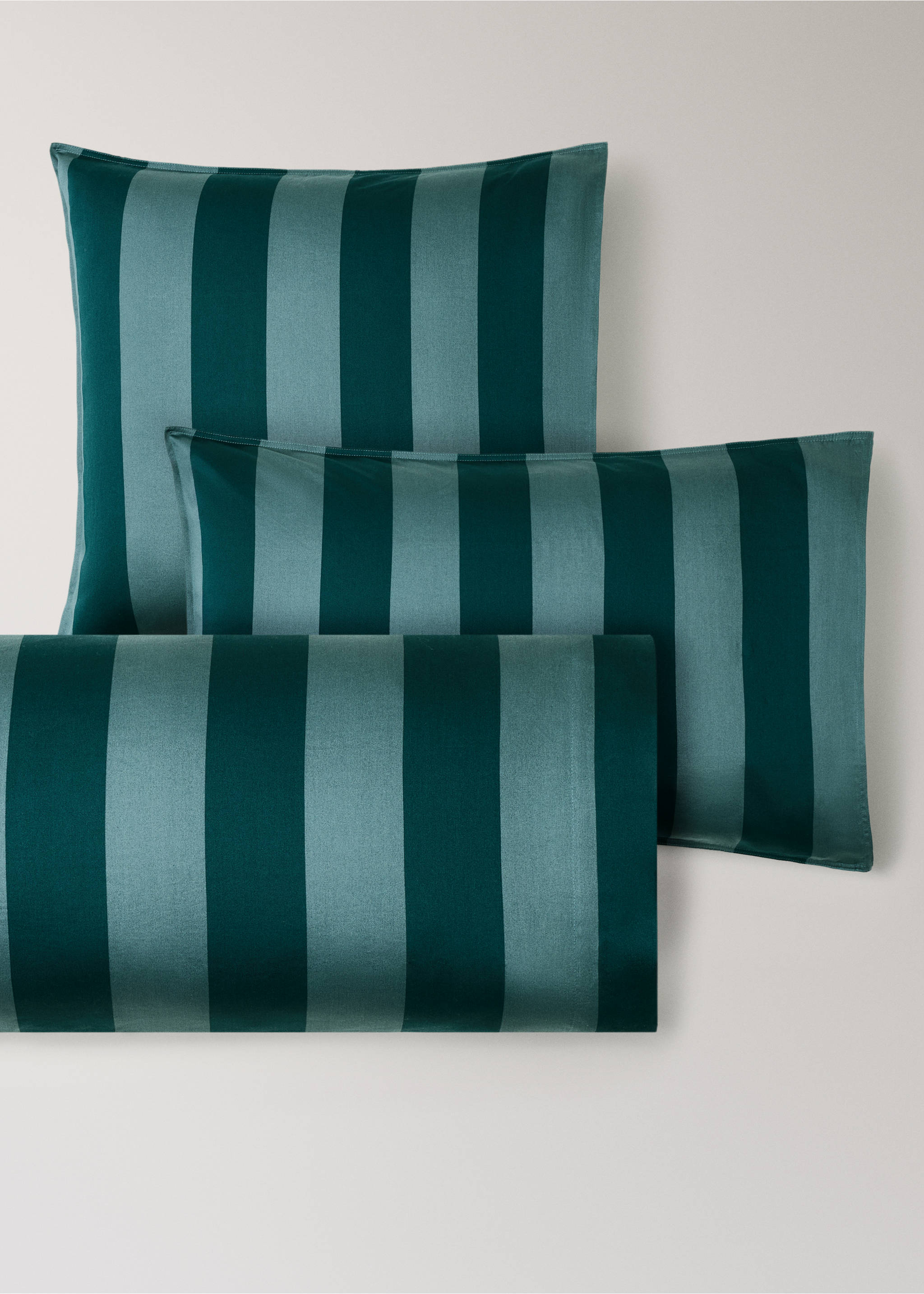 Wide watercolour stripe pillowcase 50x75 cm - Details of the article 3, Petrol Blue. Ref: 37024105-00.