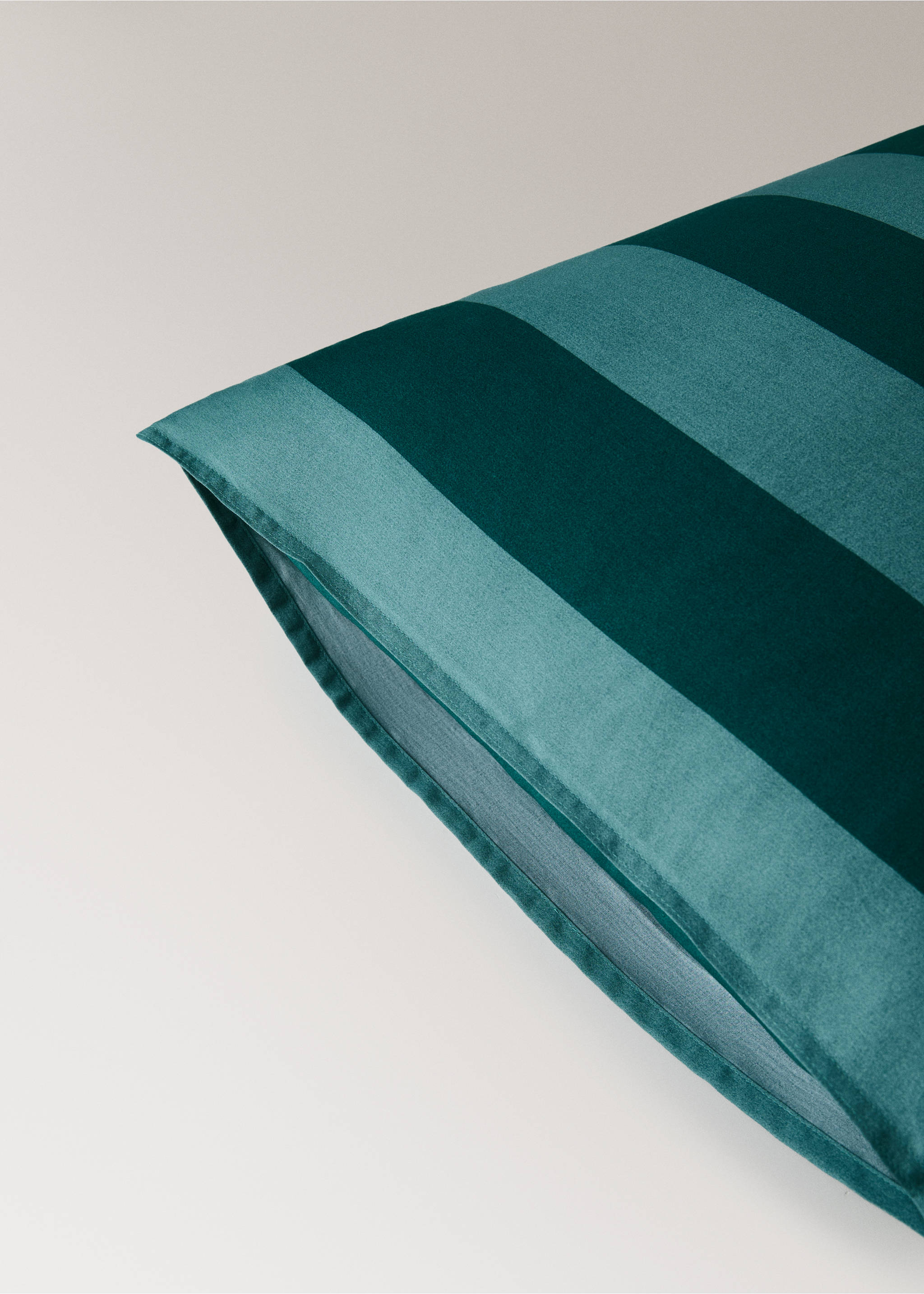 Two wide stripe watercolour pillow covers 50x75 cm - Details of the article 1, Petrol Blue. Ref: 37024106-00.