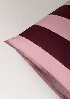 Two wide stripe watercolour pillow covers 50x75 cm — Maroon 2