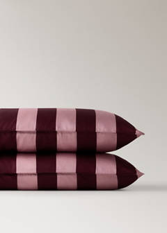 Two wide stripe watercolour pillow covers 50x75 cm — Maroon 3