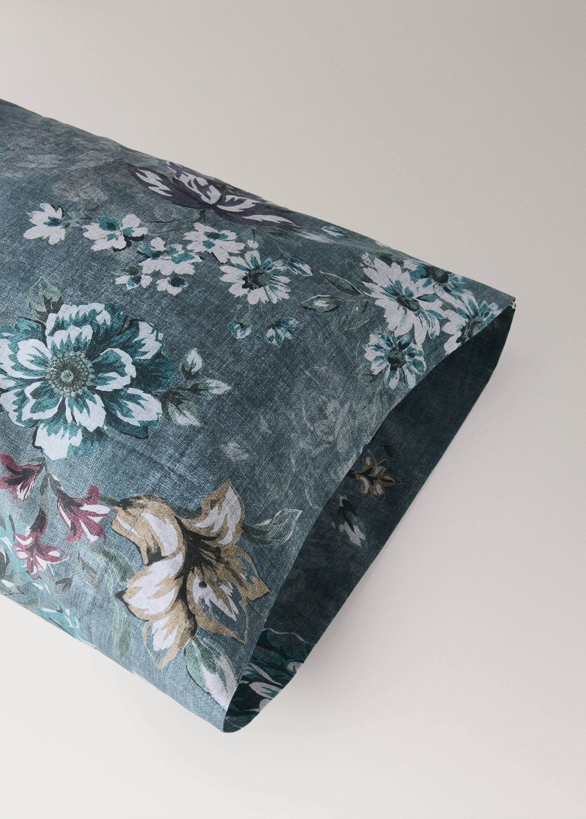 Örngott i 100 % bomull med blommigt mönster 45 x 110 - Detaljer om artikeln 2