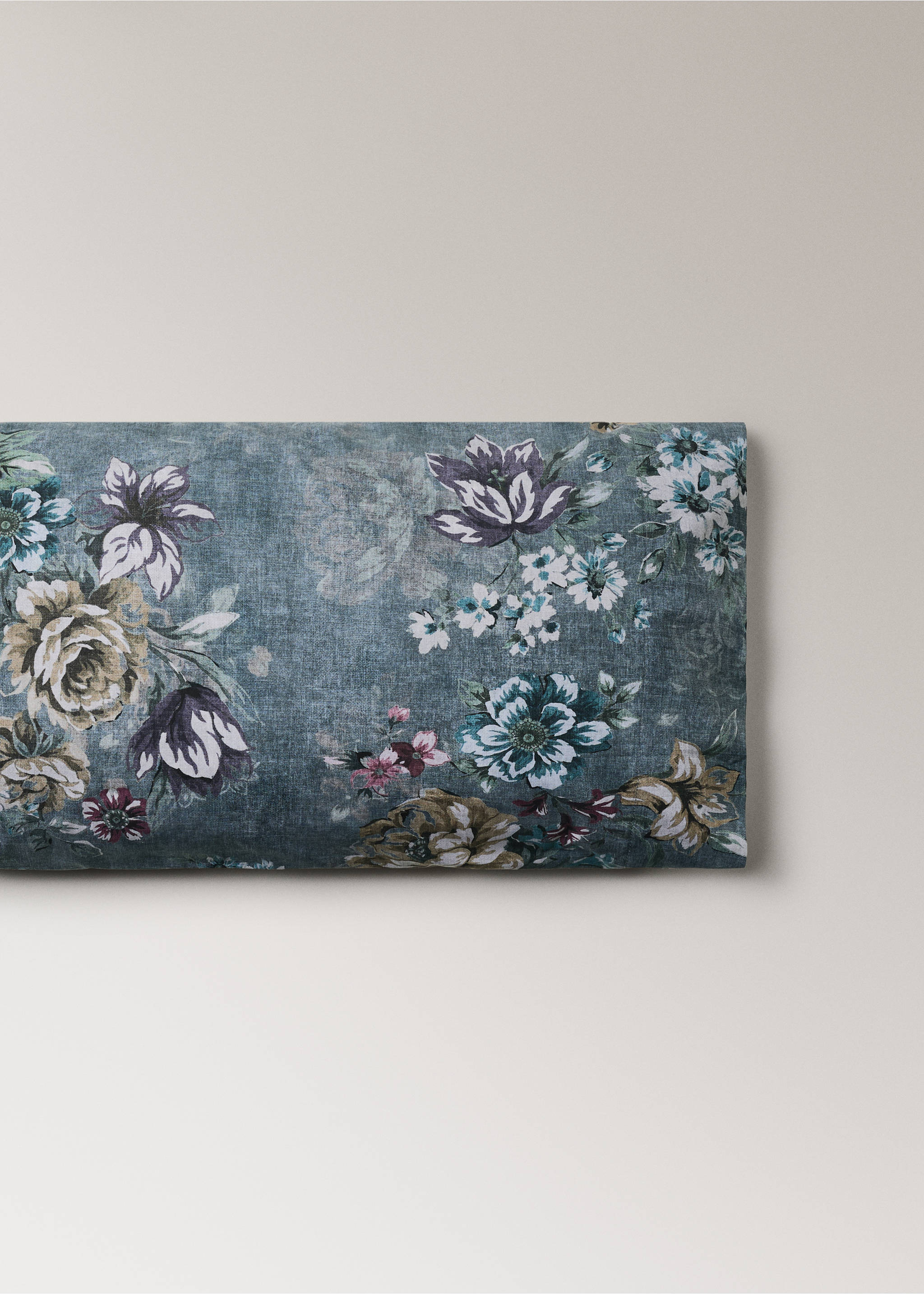 Örngott i 100 % bomull med blommigt mönster 45 x 110 - Artikel utan modell, Skogsgrön. Ref: 37024108-00.