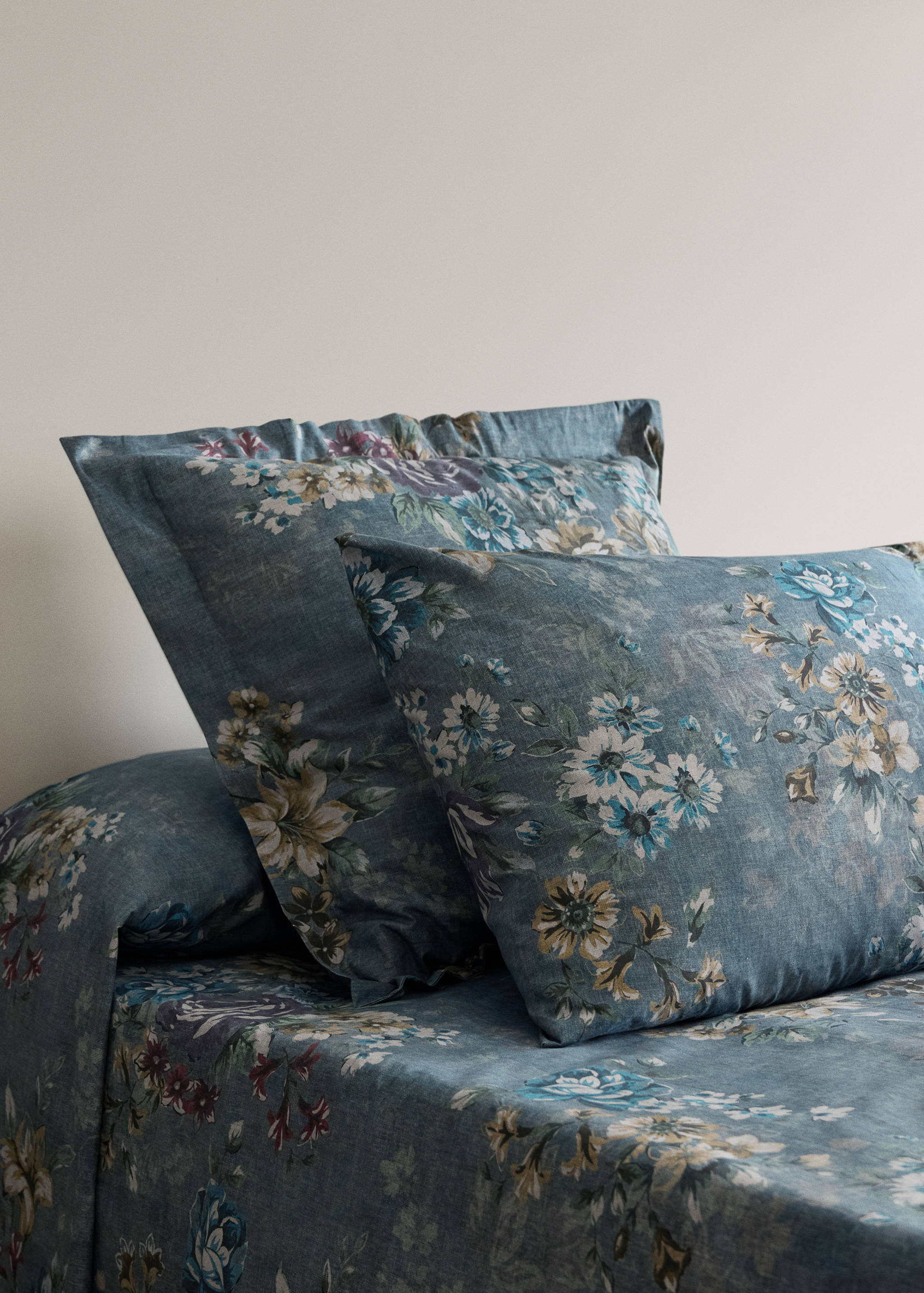 Pack of 2 floral 100% cotton pillowcases, 50 x 75 cm - General plane