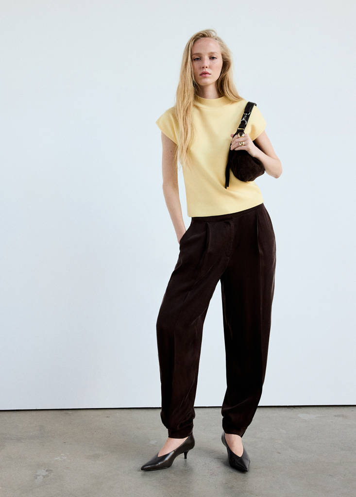Short-sleeved knitted sweater — Vanilla