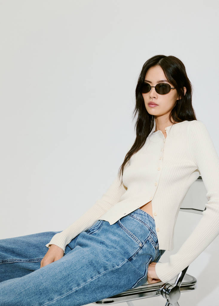 Ribbed asymmetric cardigan — Ecru