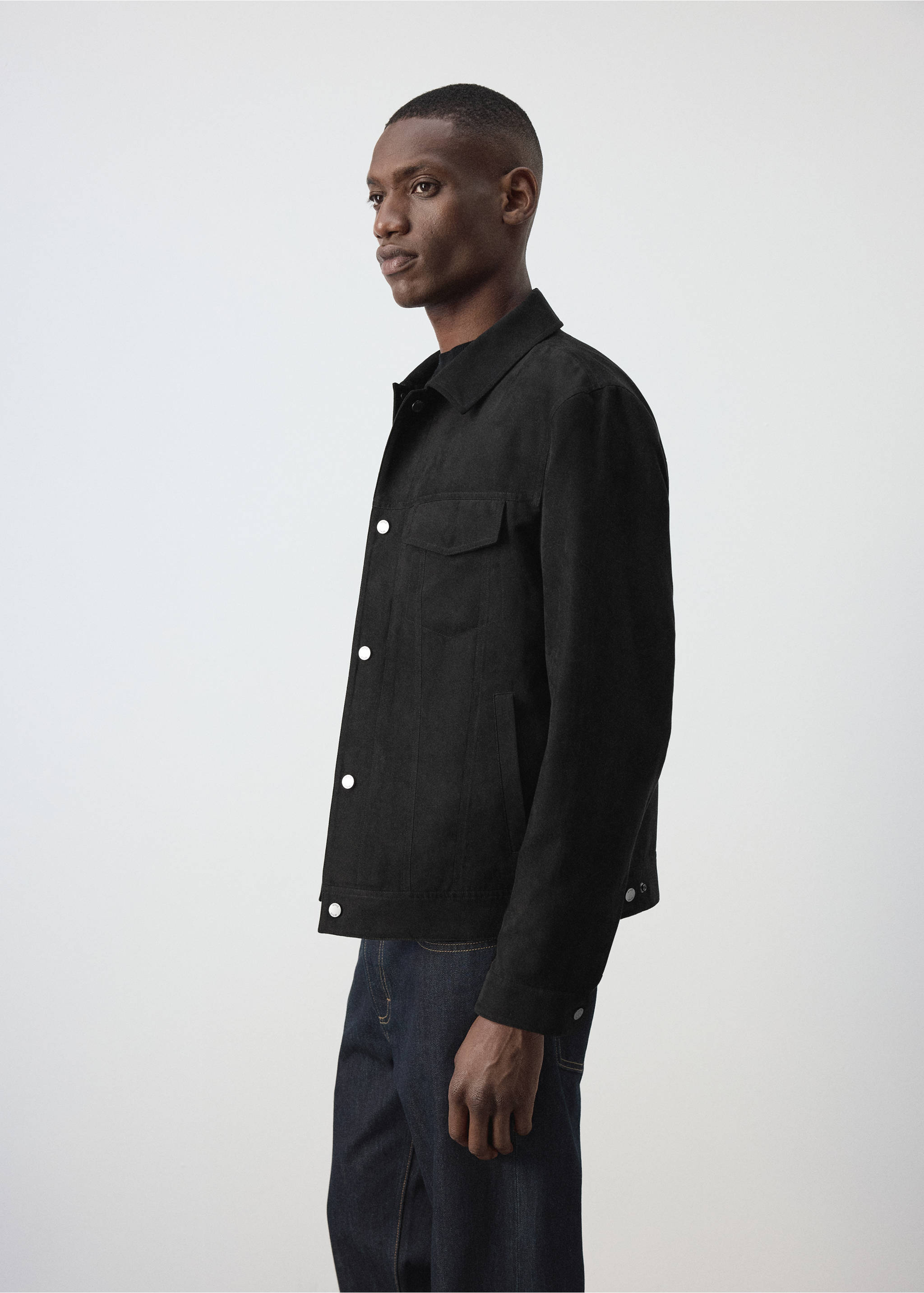 Denim jacket with a shirt-style collar - Details of the article 1, Black. Ref: 37024403-00.