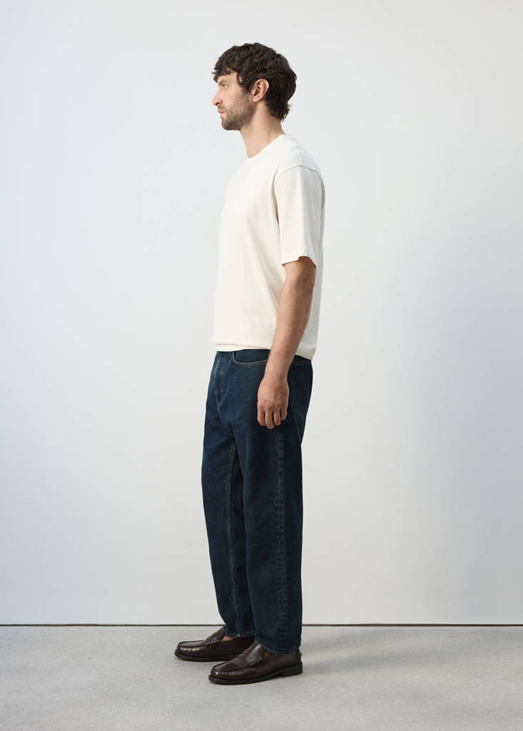 Sammy cropped carrot fit jeans — Deep Dark Blue
