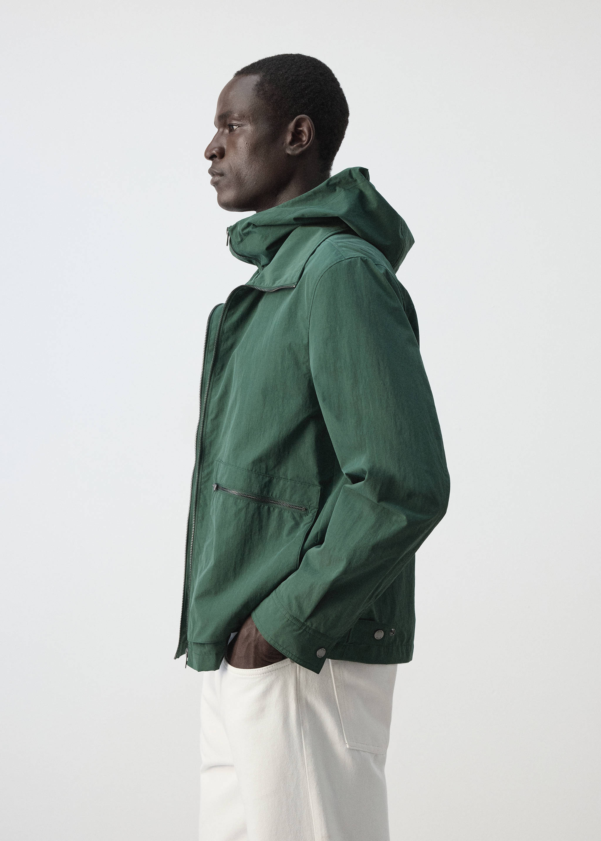 Water-repellent jacket with pockets - Details of the article 2
