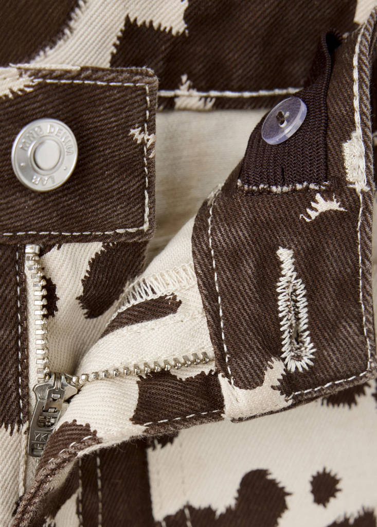 Wide-leg cow-print jeans — Brown