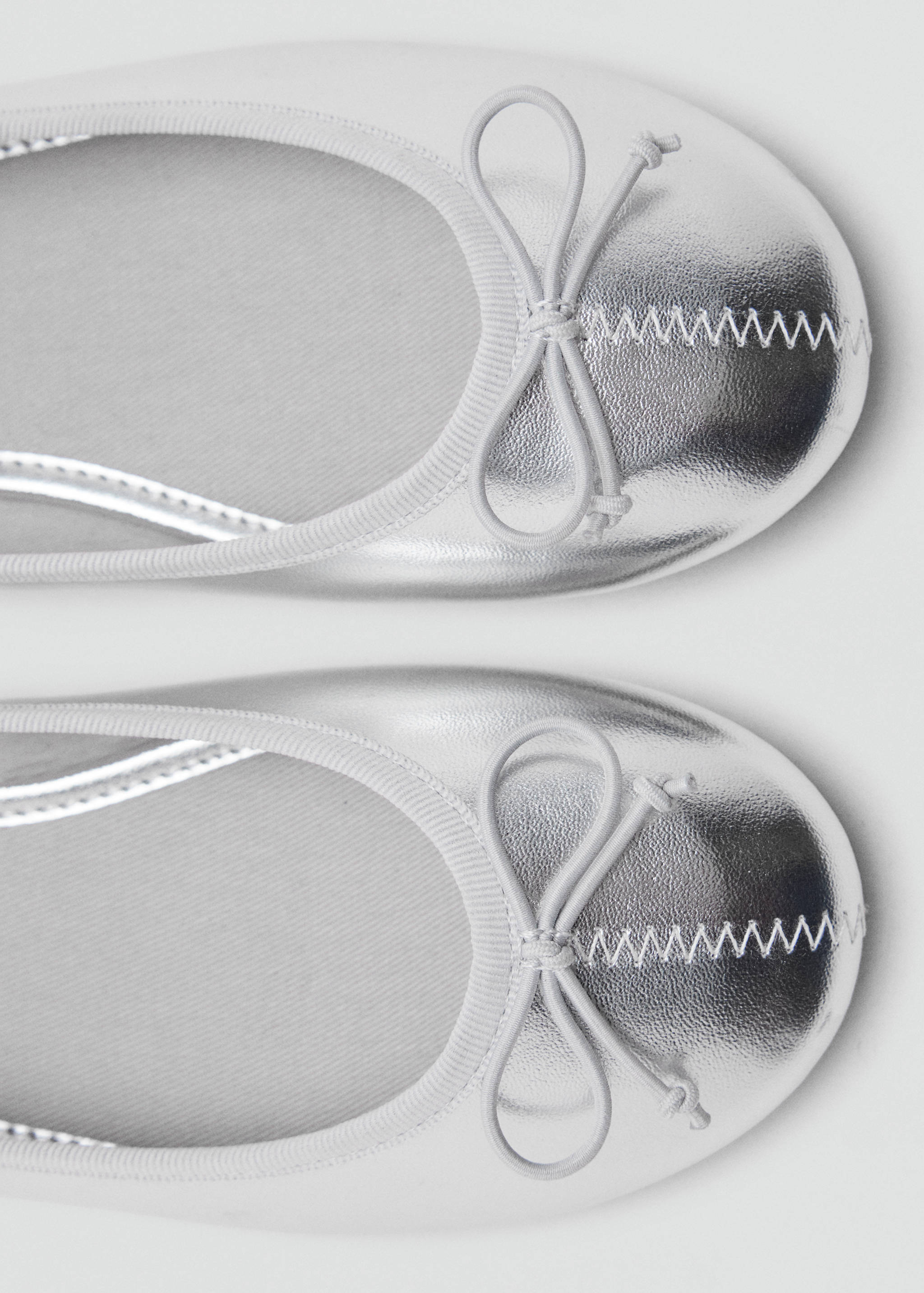 Metallic ballet flats with bow - Details of the article 2