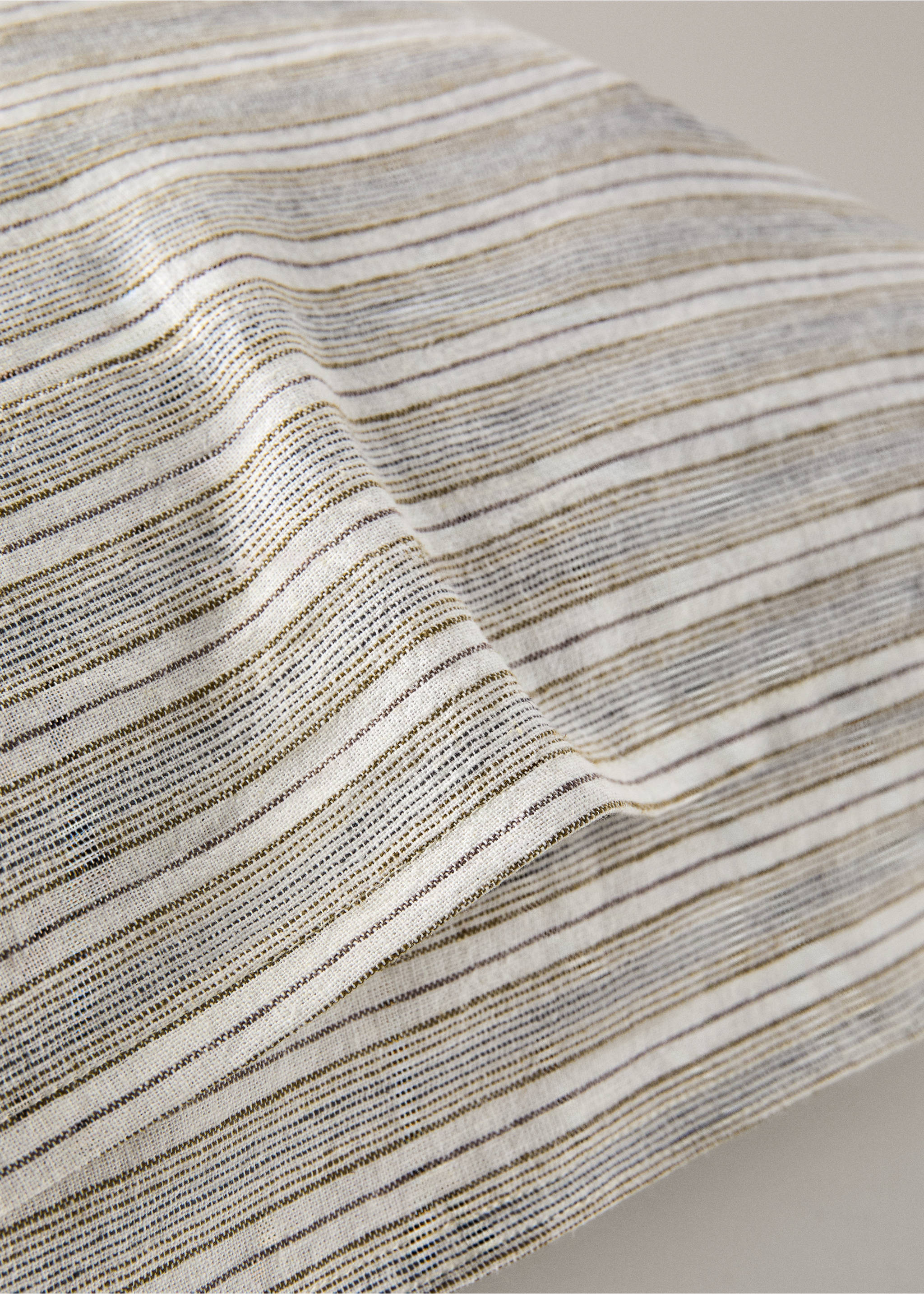 Kissenbezug aus Leinen und Baumwolle, gestreift, 50 x 75 cm - Detail des Artikels 1, Sandfarben. Ref: 37024442-00.