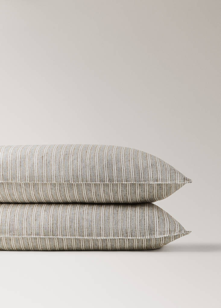 Linen and cotton striped pillowcase 50 x 75 cm — Sand