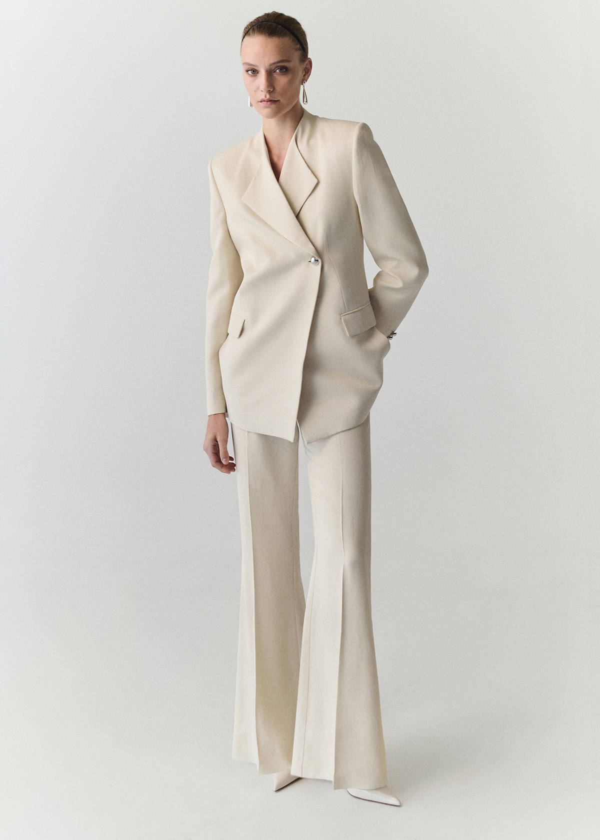 Blazer suit lapel detail
