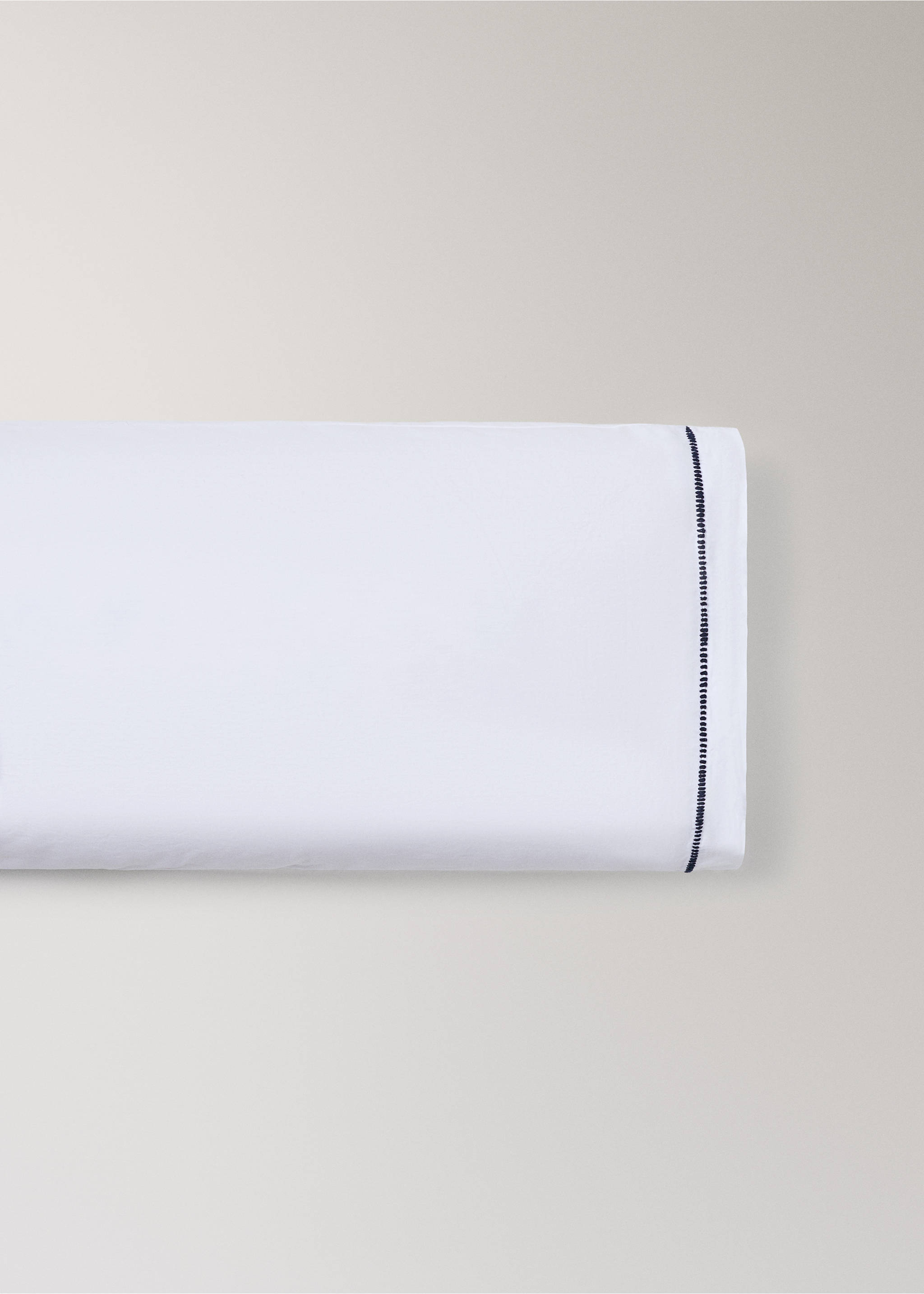 Children’s cotton percale pillowcase with topstitch detailing 45 x 110 cm - Article without model, Navy. Ref: 37024453-00.