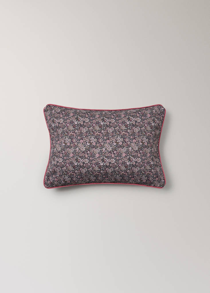 Floral print cushion cover 30x40 cm — Plum