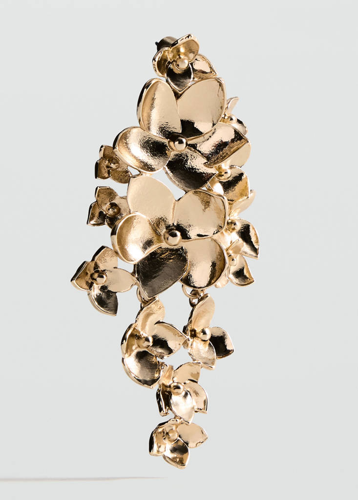 Flower pendant earrings — Gold