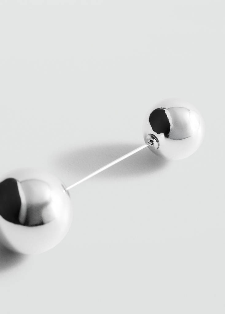 Metallic bead brooch — Silver