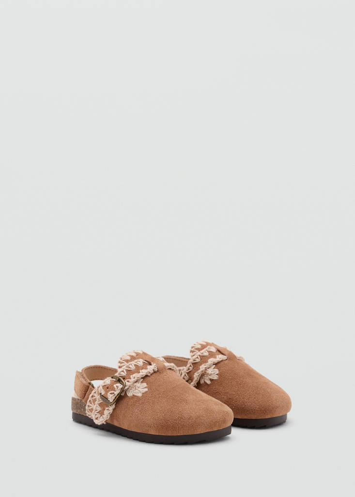 Shearling buckle clog — Medium Brown