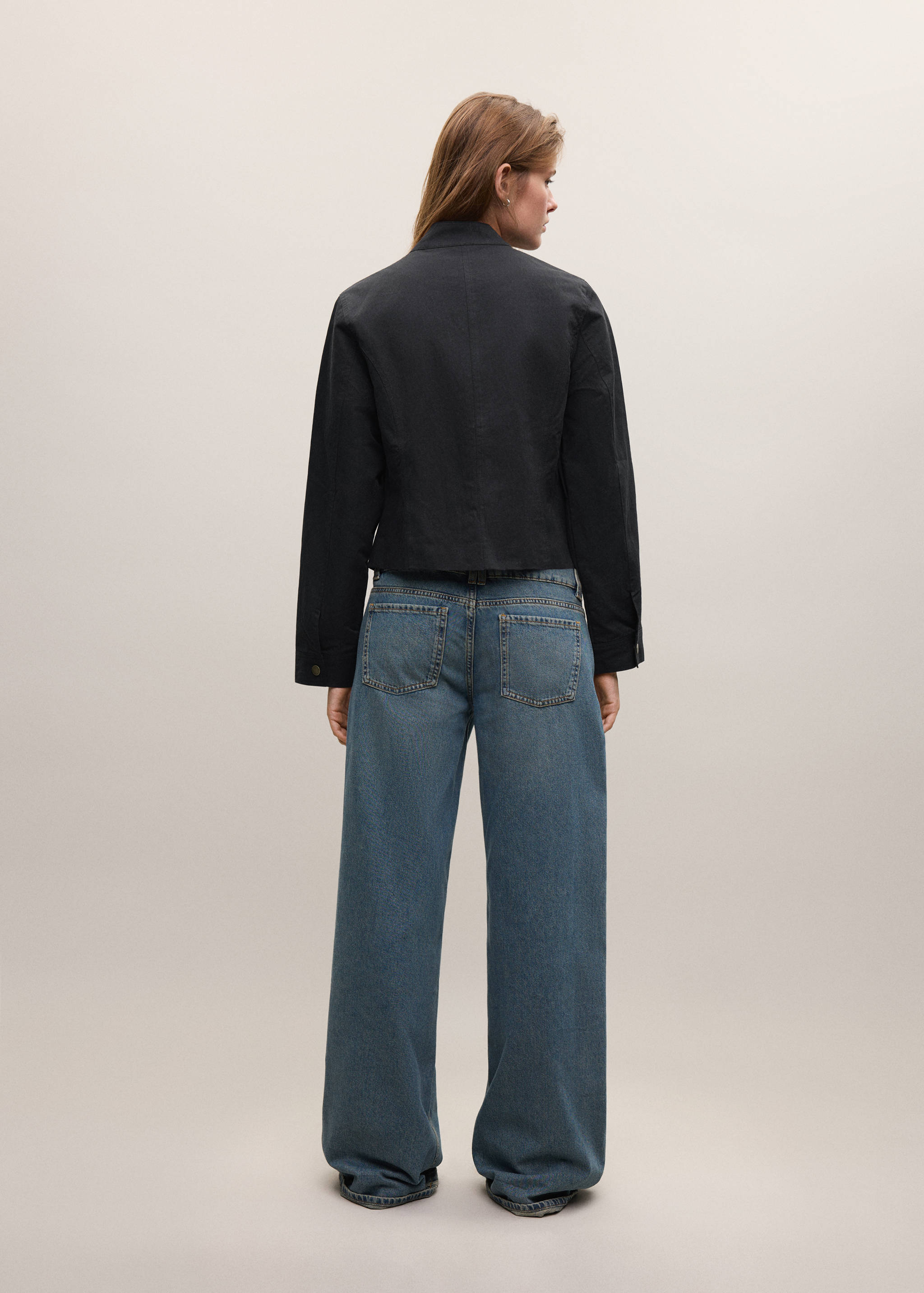 Buttoned jacket - Reverse of the article