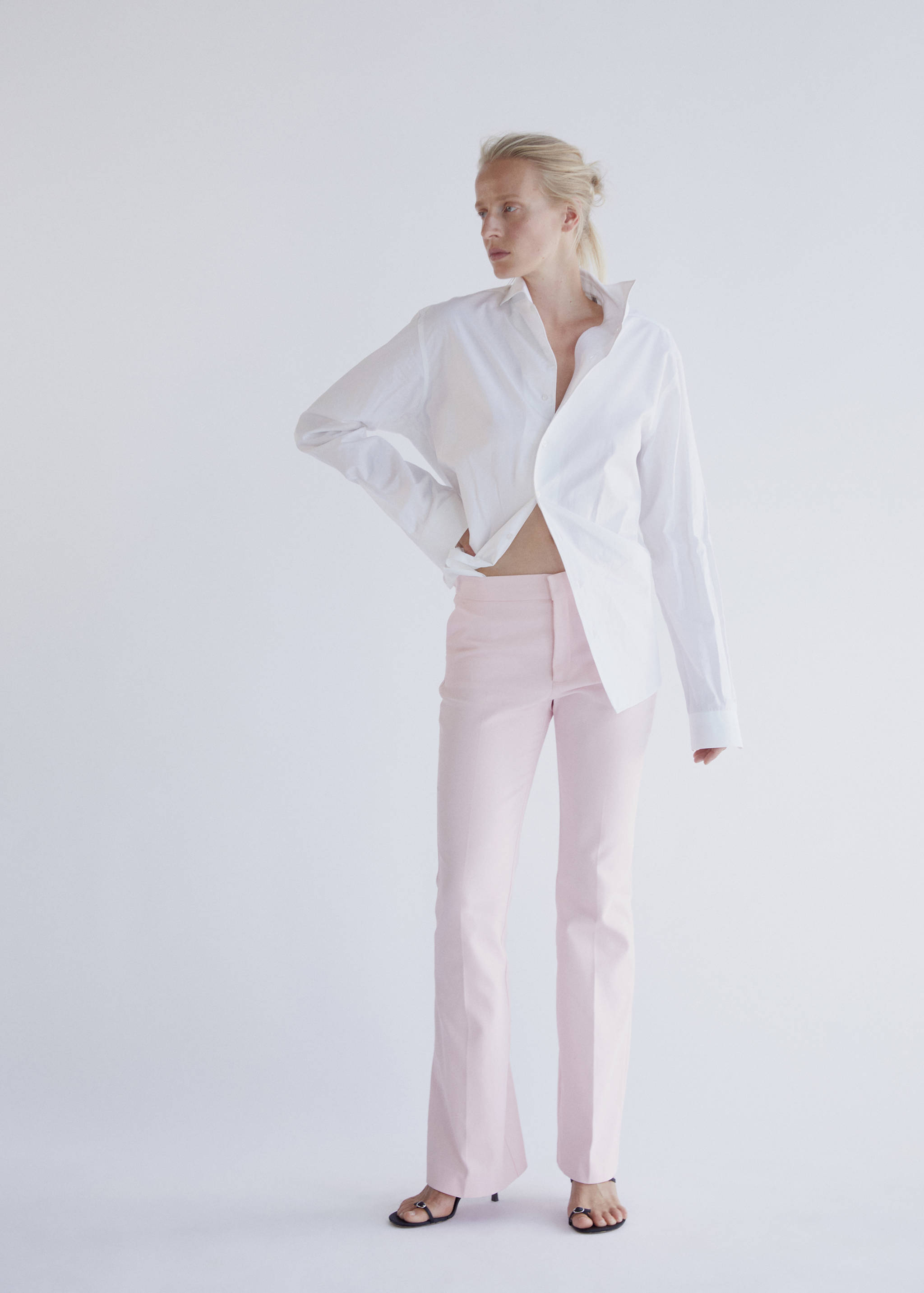 Mid-rise flare trousers - General plane