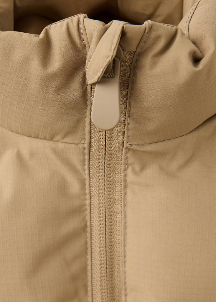 Quilted gilet — Sand